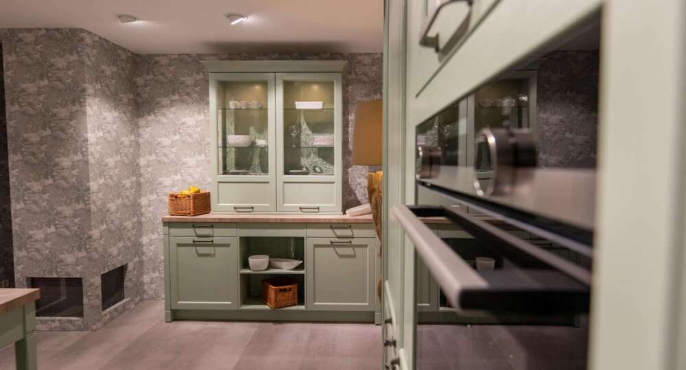 Häcker Landhausküche Esche Pastellgrün Ambiente II