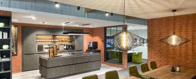 Schüller Inselküche Design Beton mit Hochschrank
