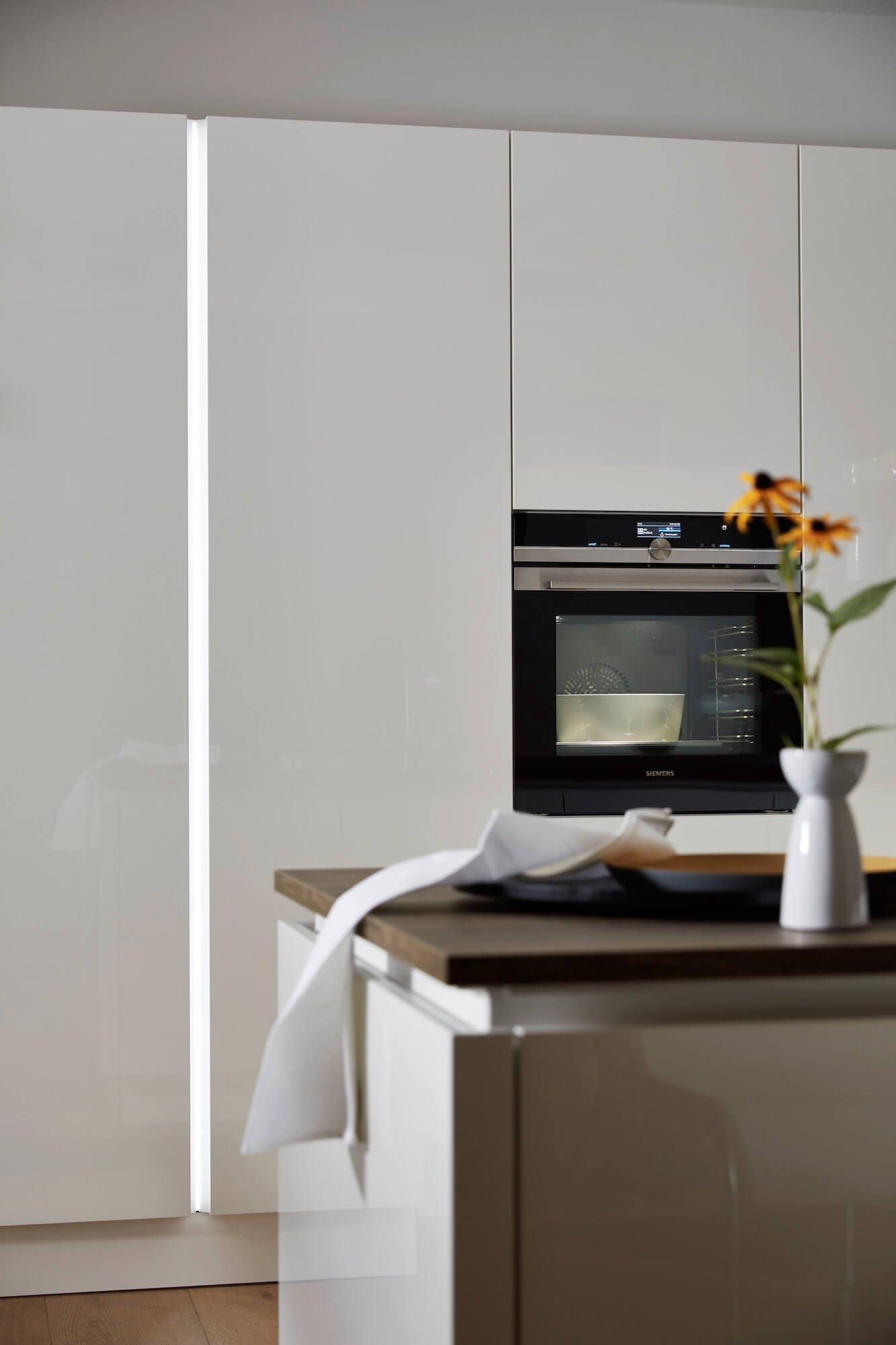 Nolte Design U-Küche Einbau Backofen Siemens