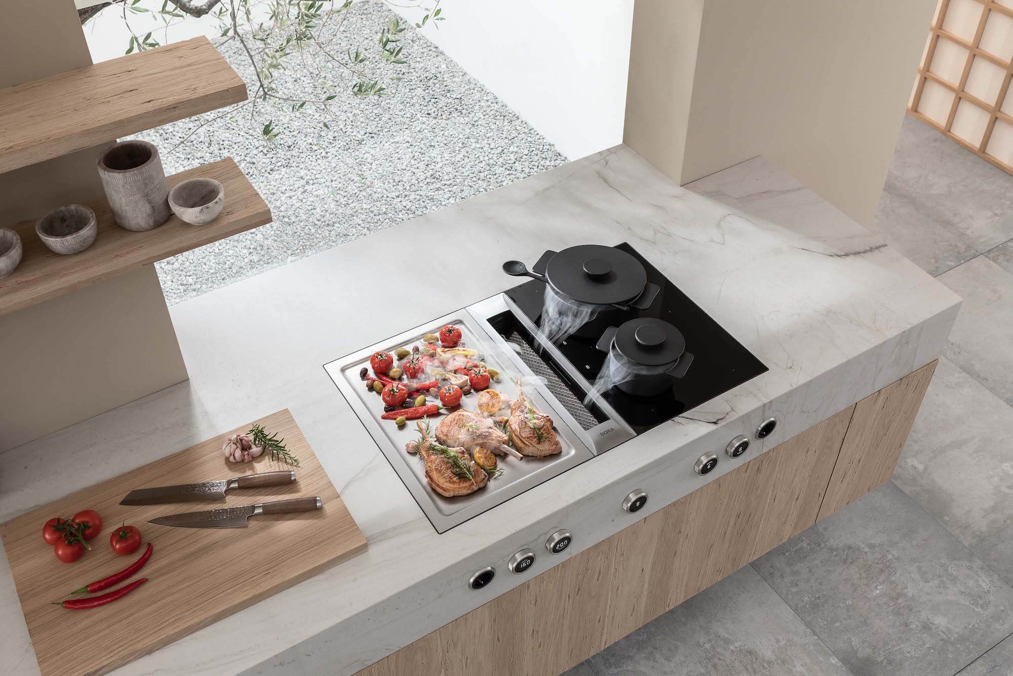 BORA Professional 3.0 Kochfeld mit Teppan Yaki Grill und Dunstabzug BORA Professional 3.0 Kochfeld mit Teppan Yaki Grill und Dunstabzug
