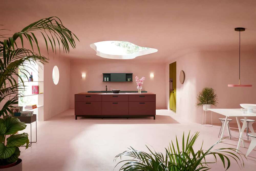 next125 Design Inselküche rot mit grüner Küchenzeile und Wandschrank