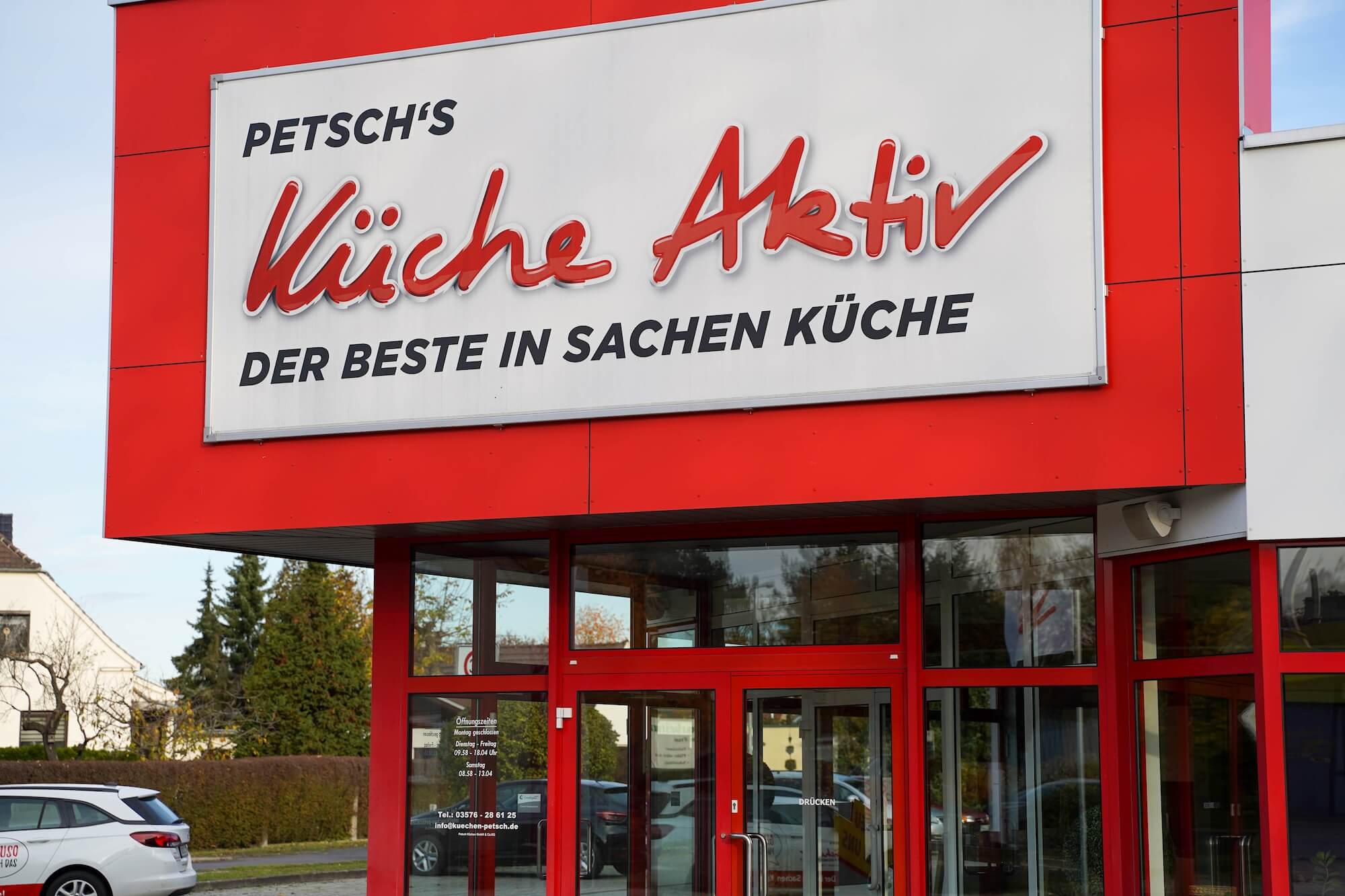 Küche Aktiv Logo Fassade