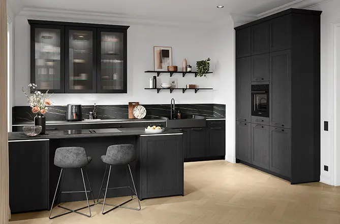 Nobilia Innovationen 2027: Landhausküche Frame 649 in Schwarz mit schwarzem Backofen